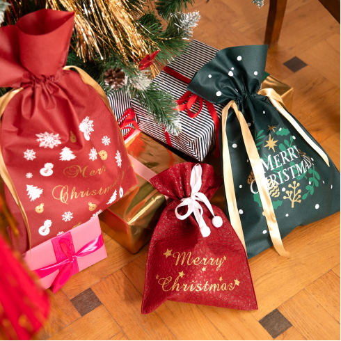 Božična darilna vreča z mašno – rdeča