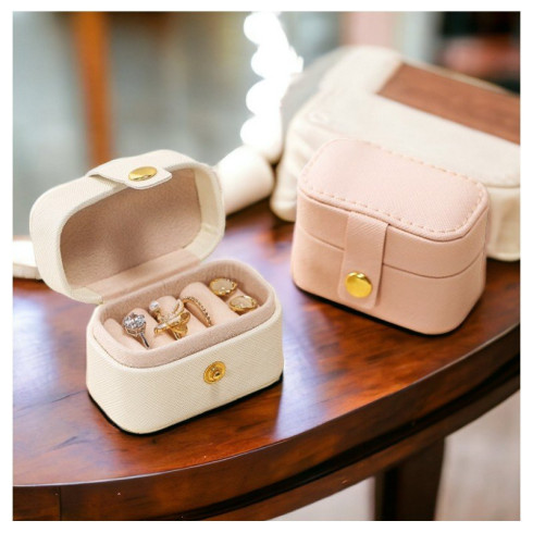 Cestovní mini šperkovnice na náušnice a šperky