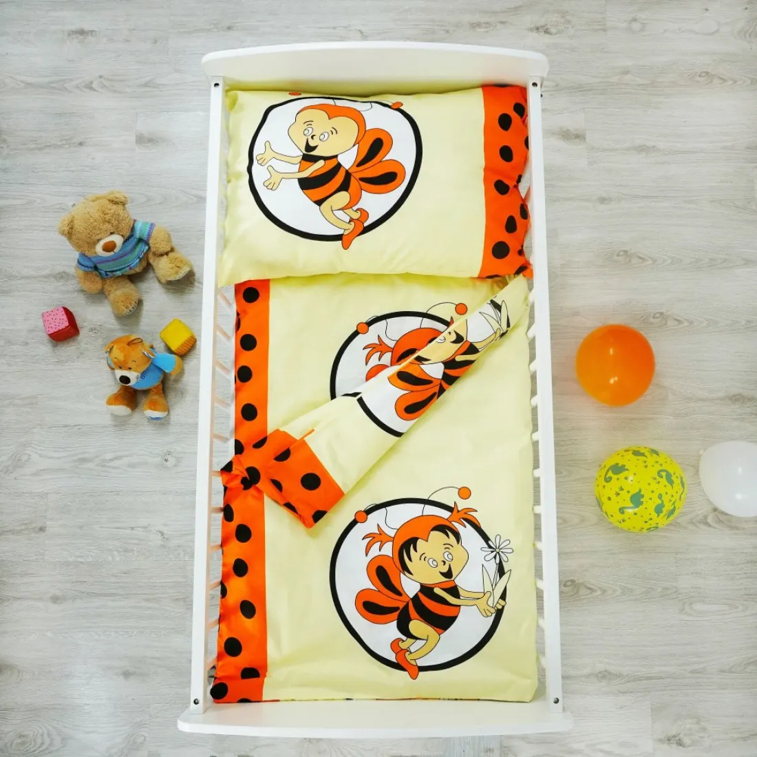 Detské posteľné obliečky včielky - oranžové 130 x 90 cm