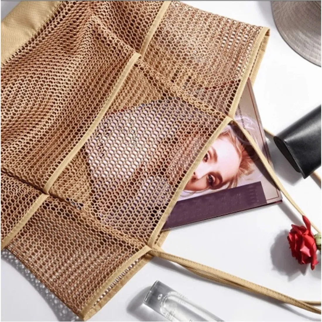 Minimalistická síťovaná plážová taška, hnědá