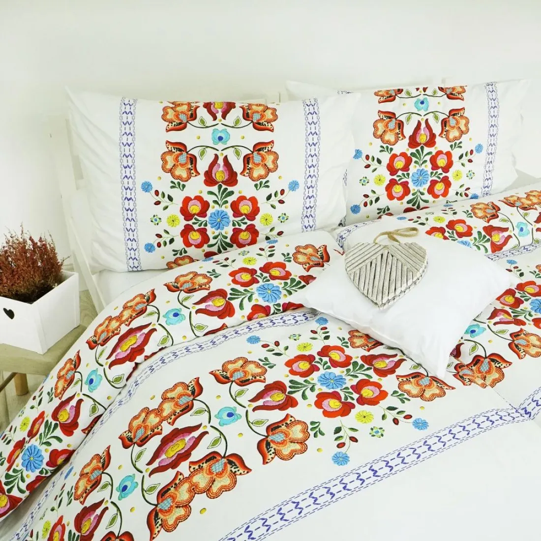 Posteľné obliečky Folklórny motív 200 x 140 cm