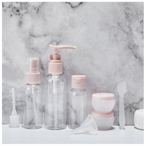 Sada cestovných fľaštičiek do lietadla