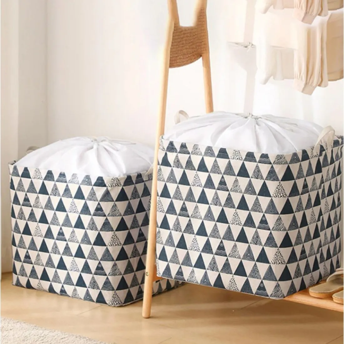 Úložný kôš so šnúrkou na stiahnutie