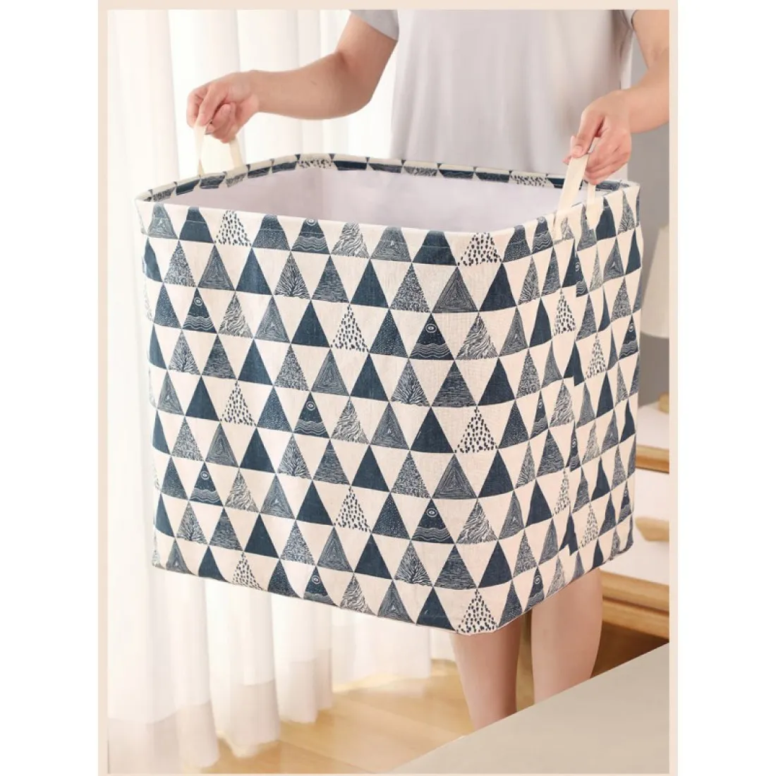 Úložný kôš so šnúrkou na stiahnutie