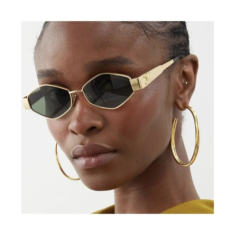 Zlaté slnečné okuliare moderného dizajnu