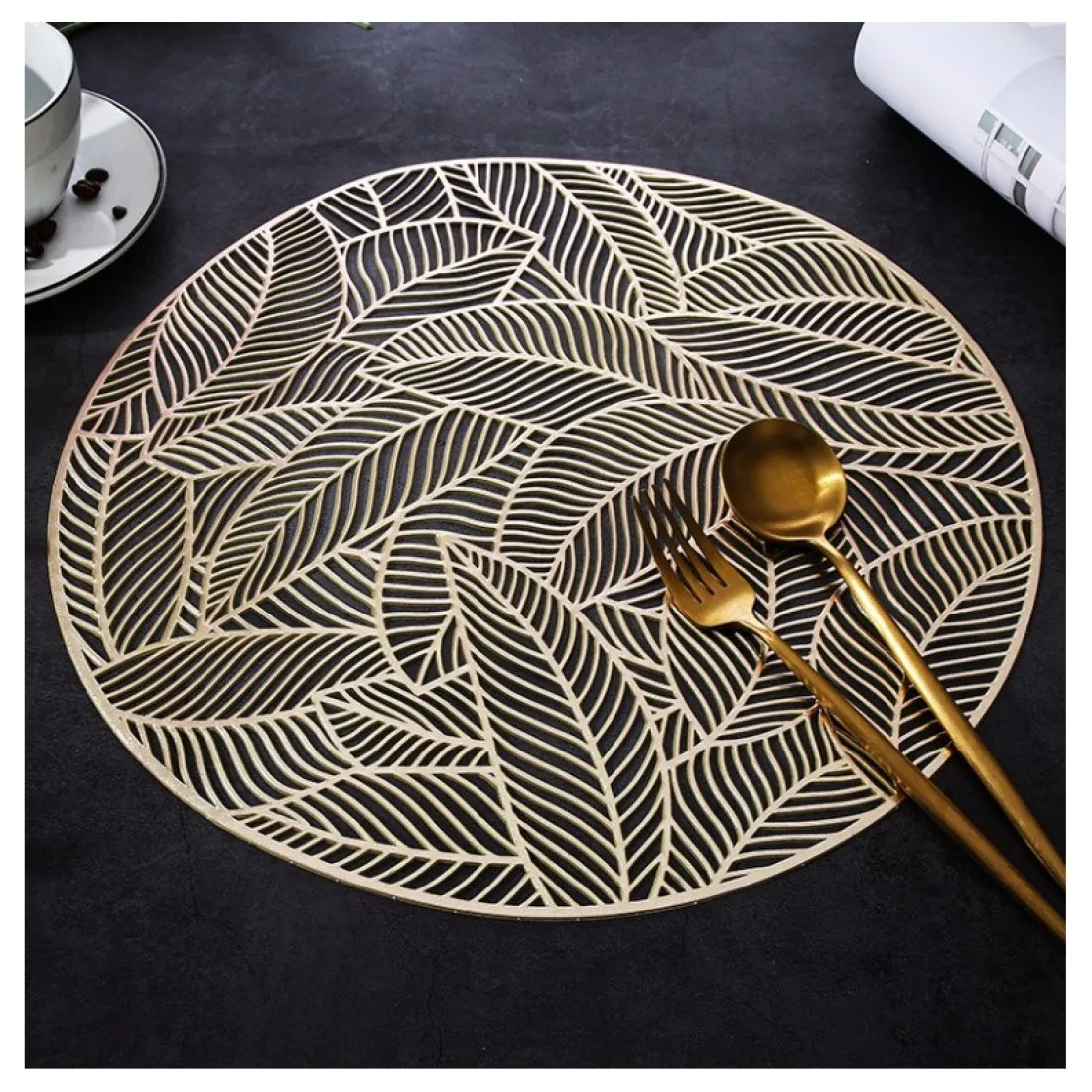 Prestieranie na stôl 38 cm, zlatá