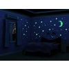 Svietiace hviezdy na stenu