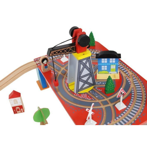 Dřevěná vláčková dráha na baterie