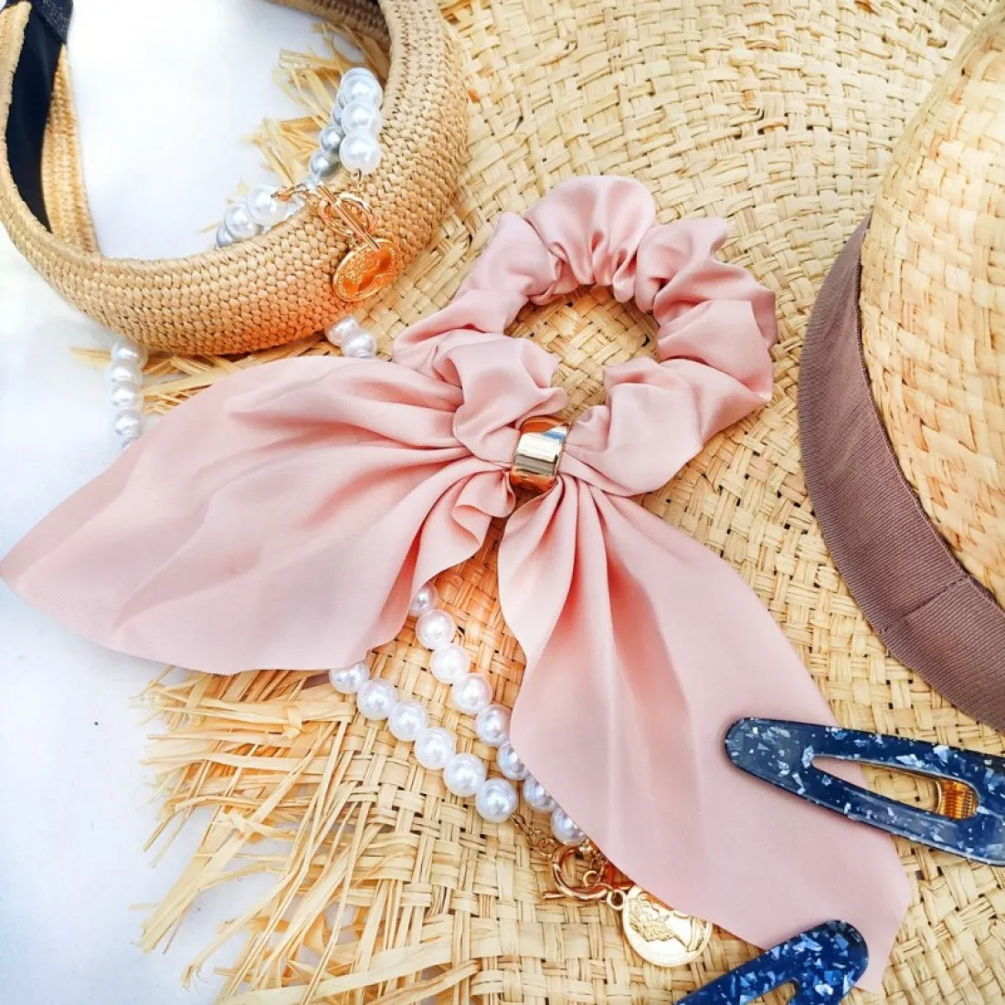 Gumička do vlasov - lososová so sponou