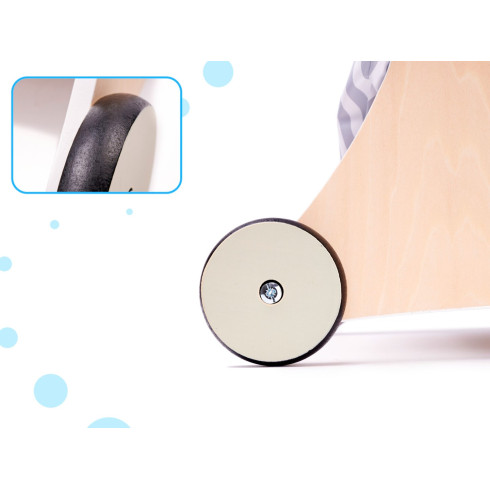 Detský drevený vozík na upratovanie