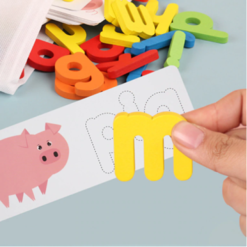 Drevená abeceda s obrázkami