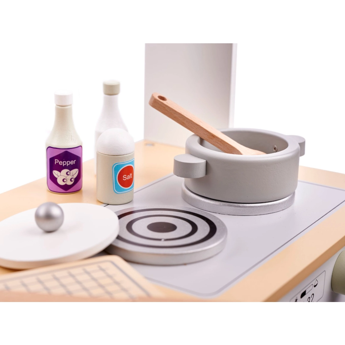 Detská drevená kuchynka CLASSIC s príslušenstvom 82 cm