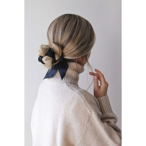 Gumička do vlasov so stuhou, krátka - krémová