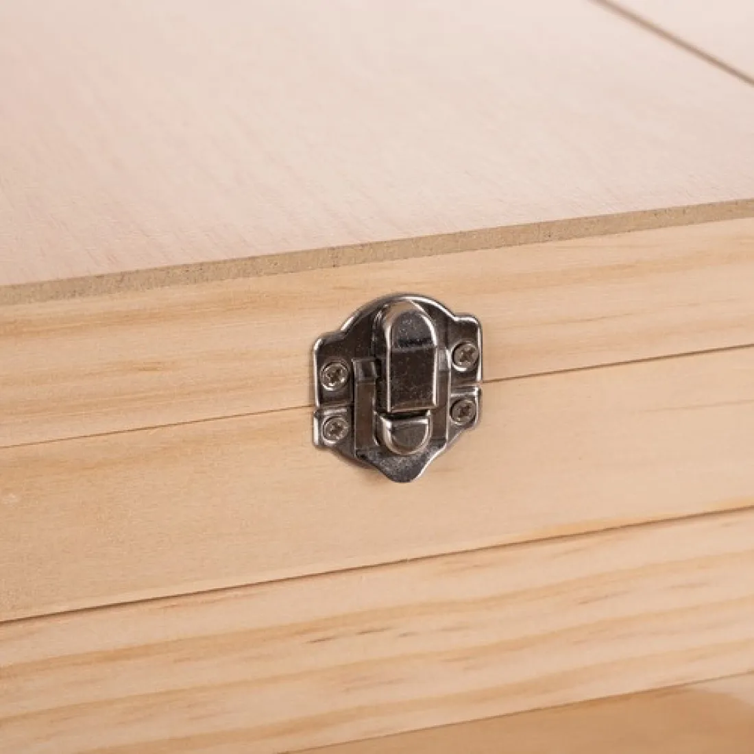 Maliarska sada v drevenom kufríku - 83 ks