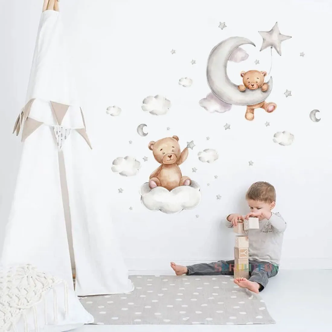 Samolepka na stenu - Medvedík na obláčiku