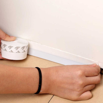 Tesniaca lišta do dverí - biela