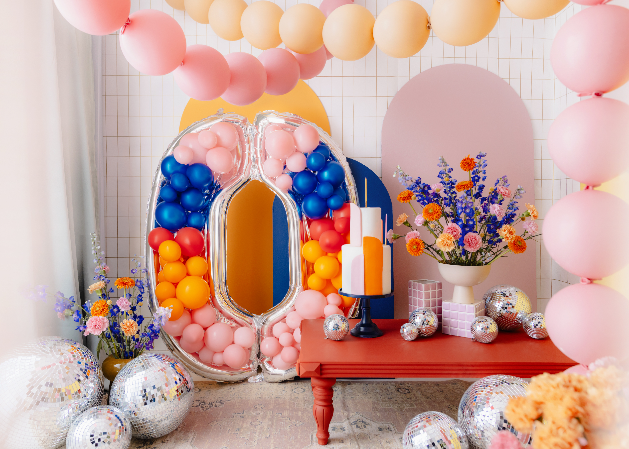 Strieborný rám číslo 0 na balóniky, 126 cm – DIY párty dekorácia